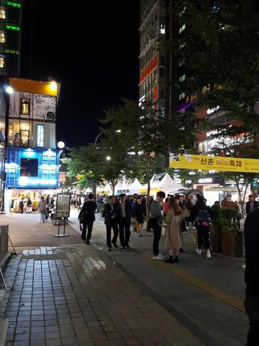 Apartment Heys House Shinchon 5br *