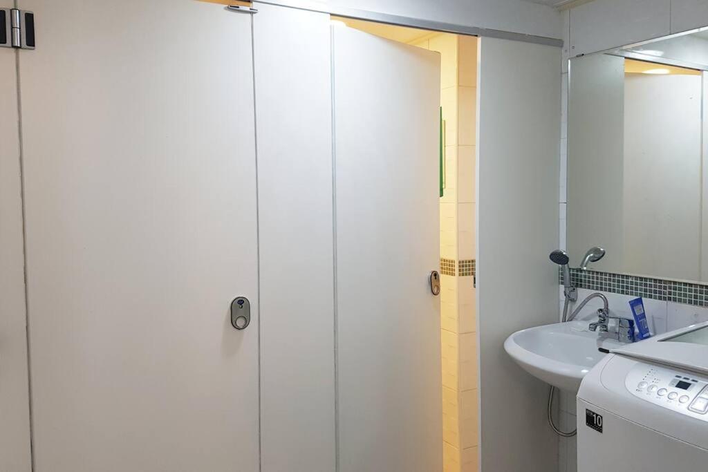 Apartment Heys House Shinchon 5br